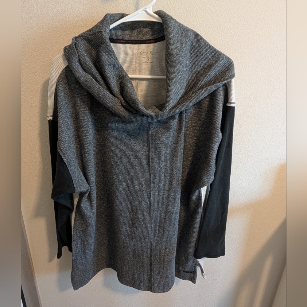 Calvin Klein Women's 1X Long Sleeve Waffle Knit Grey Black Plus Size Shirt Top